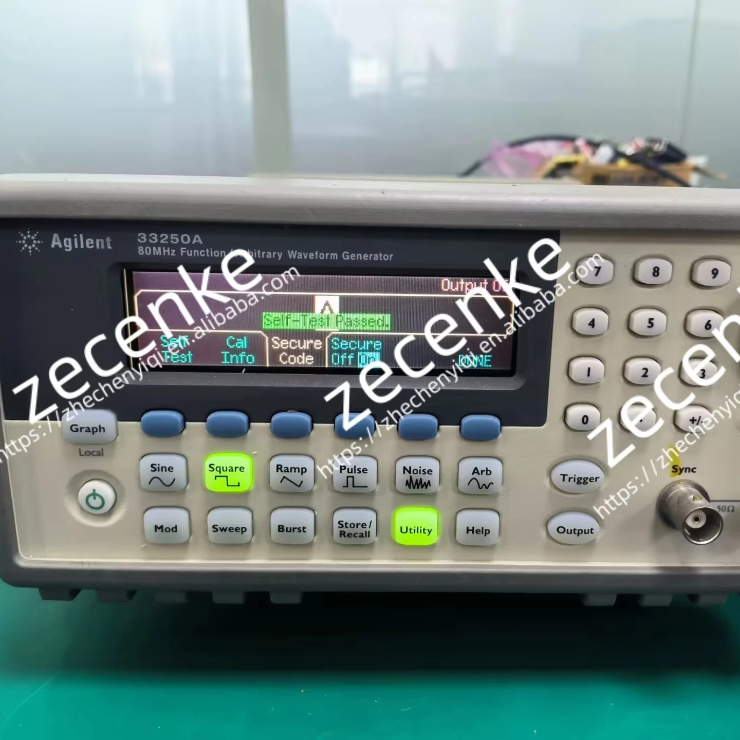 Agilent 33250A Function/arbitrary Waveform Generator - 80mhz