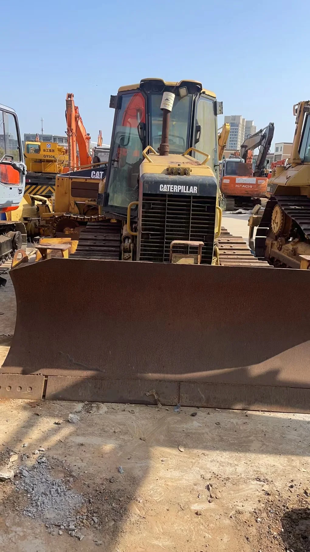 Б/у гусеничный бульдозер cat D5G D5K D5H D6D D6R для продажи