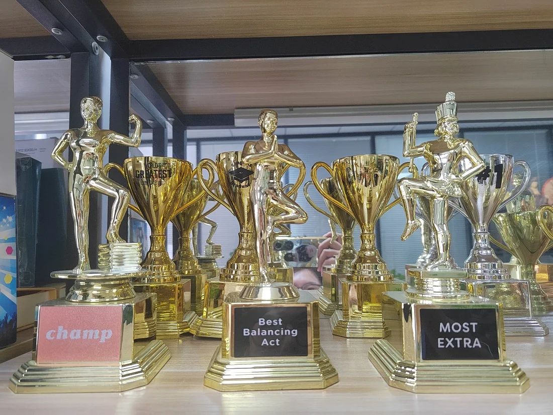 Custom Luxury Gold Gym Competition Trophies Premium Real-Size Sports ...