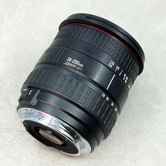 Original Used Lens for Canon Camera  EF28-200mm F3.5-5.6 USM Zoom Lens AF Focus Photography Studio Lenses Low Price FF Lens