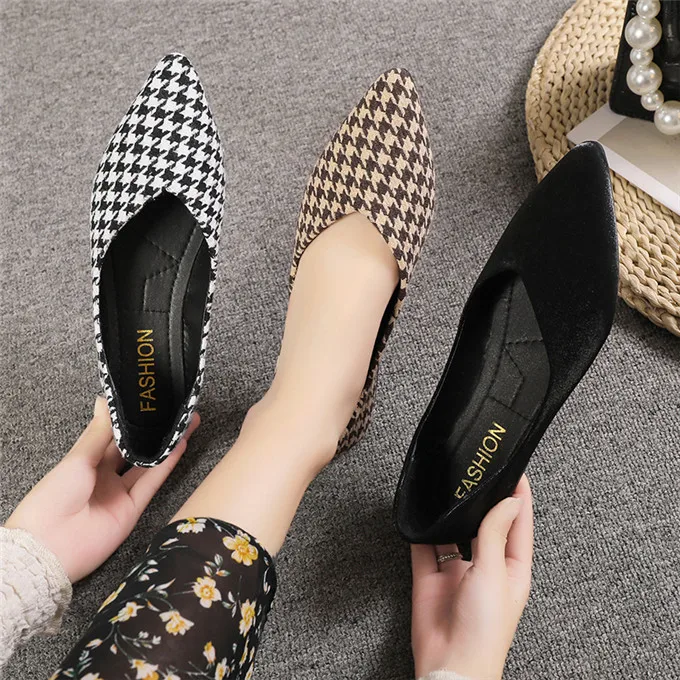 Wholesale Pointed Toe In Design Women Flats Shoes Ballerina - Buy Women  Flats Shoes Ballerina,Shoes Women Flat,Women's Flats-shoes Product on  Alibaba.com