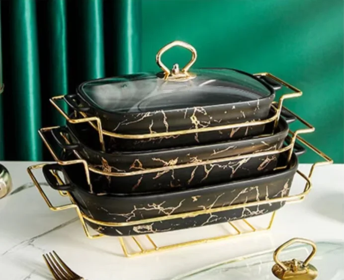 Luxury Food Warmer Set with Customized logo Machine Round Roll Top Ceramic Plates for Wedding