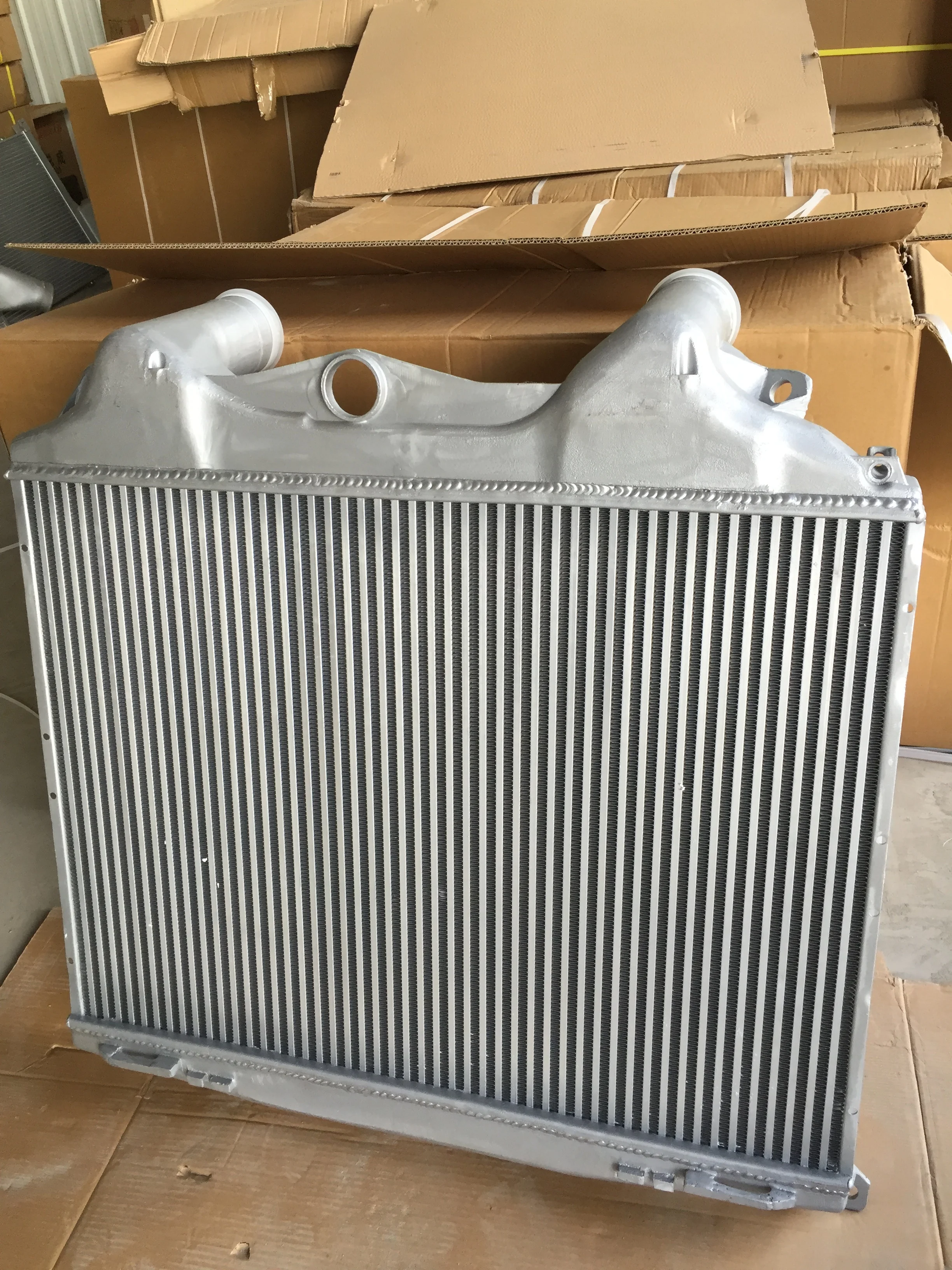 MAN TGA Intercooler Water to air 81061300198 81061300205 81061300200 81061300180 81061300216