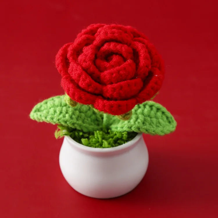 Top Rated Knitted Rose Middle Pot Office Ornament with LED Light Source Preserved Dried Flowers