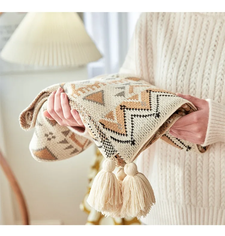 Thick Fluffy Knit Throw Blanket, Soft Warm Cozy Lightweight