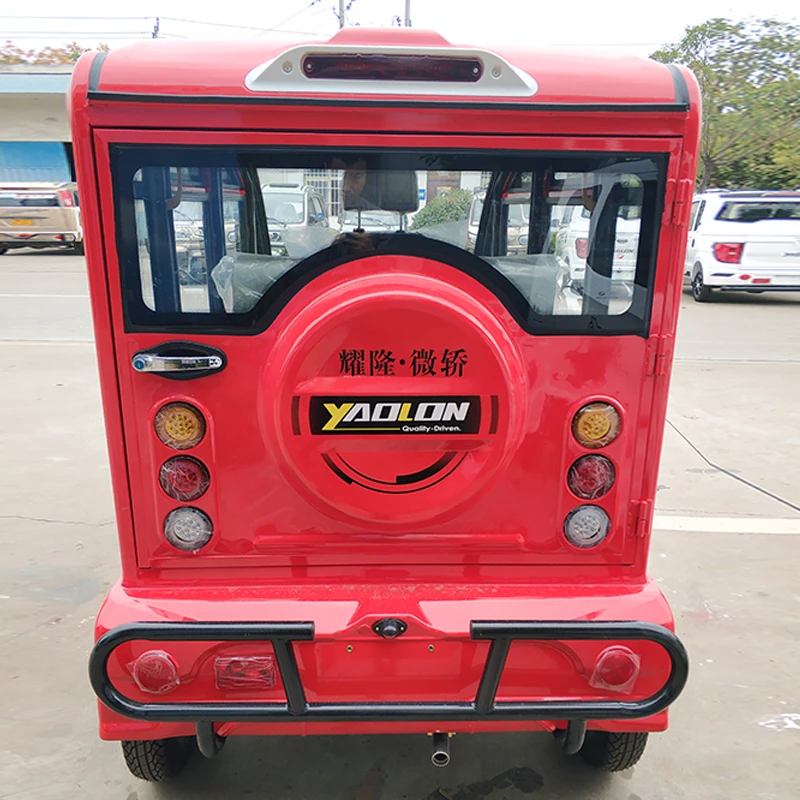 China Trike Motorcycle Adult Tricycle Gasoline Tuk Tuk Taxi Three Wheeled Passenger Tricycle Petrol Type