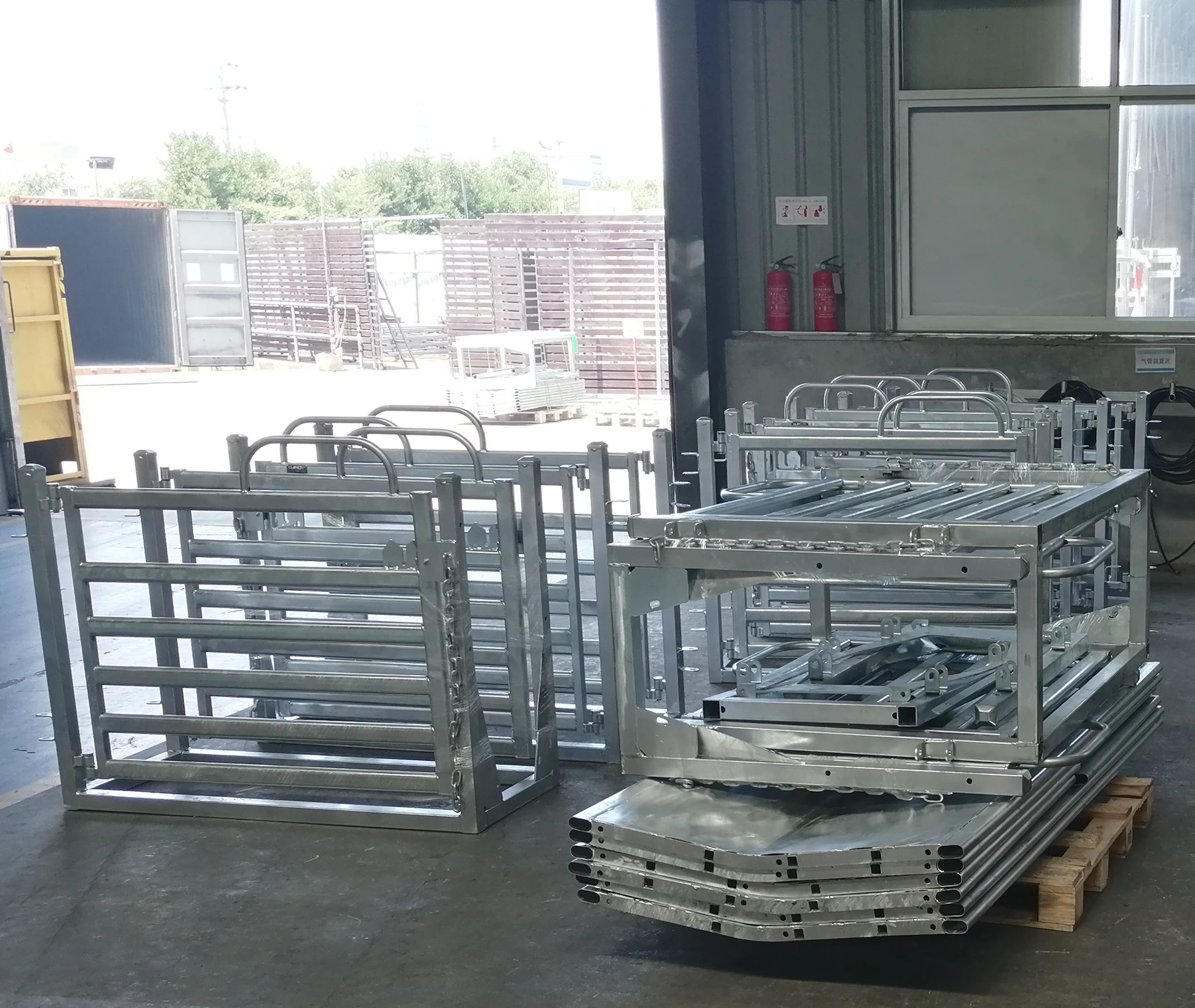 Automatic Horse & Livestock Feeders Goat Feed Smart Automatic Feeders For Horse Buy Feed