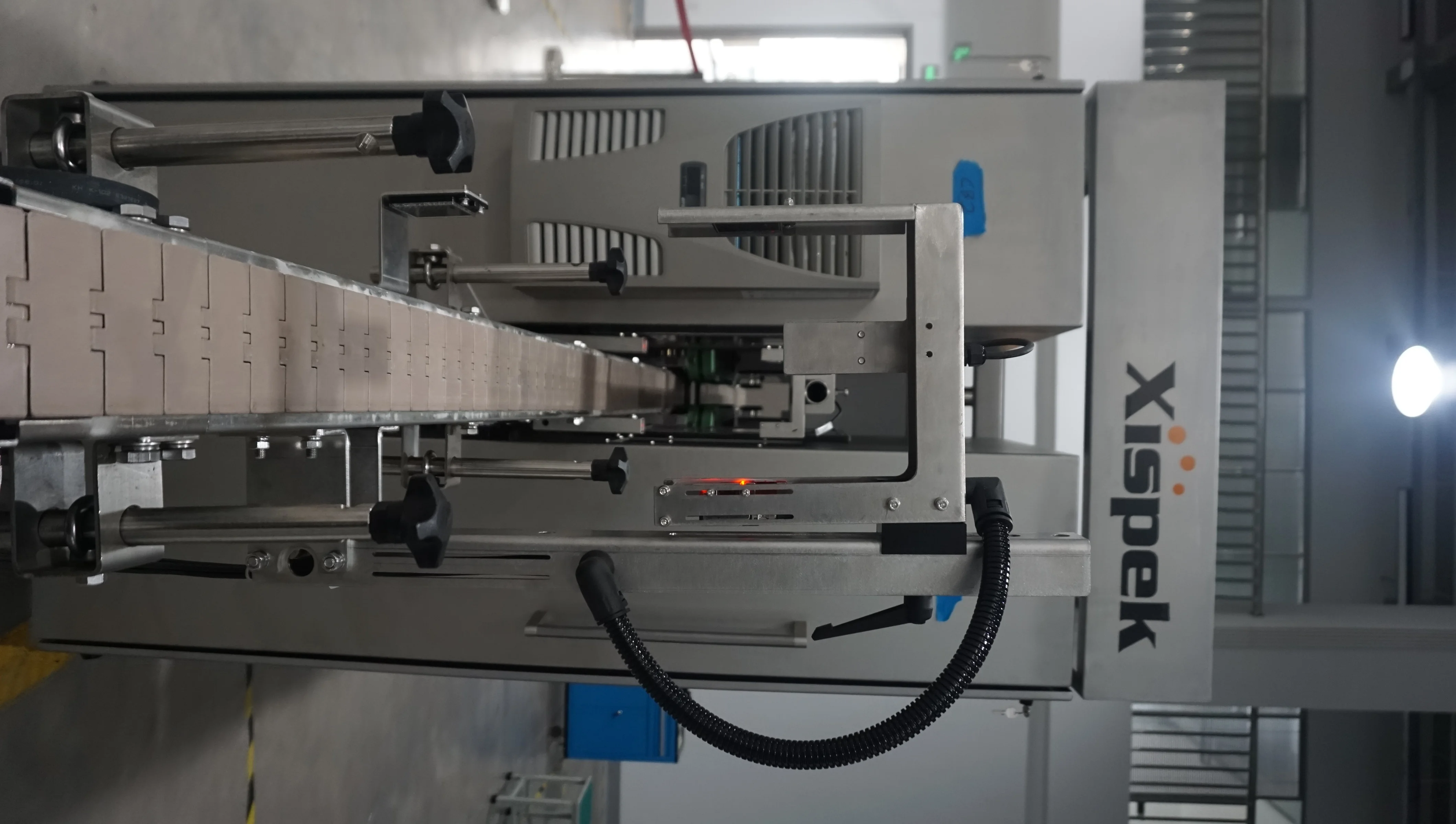 Quality Control Inspection System Machine with Inspection Camera Empty Glass Bottle for Beverage & Wine Production