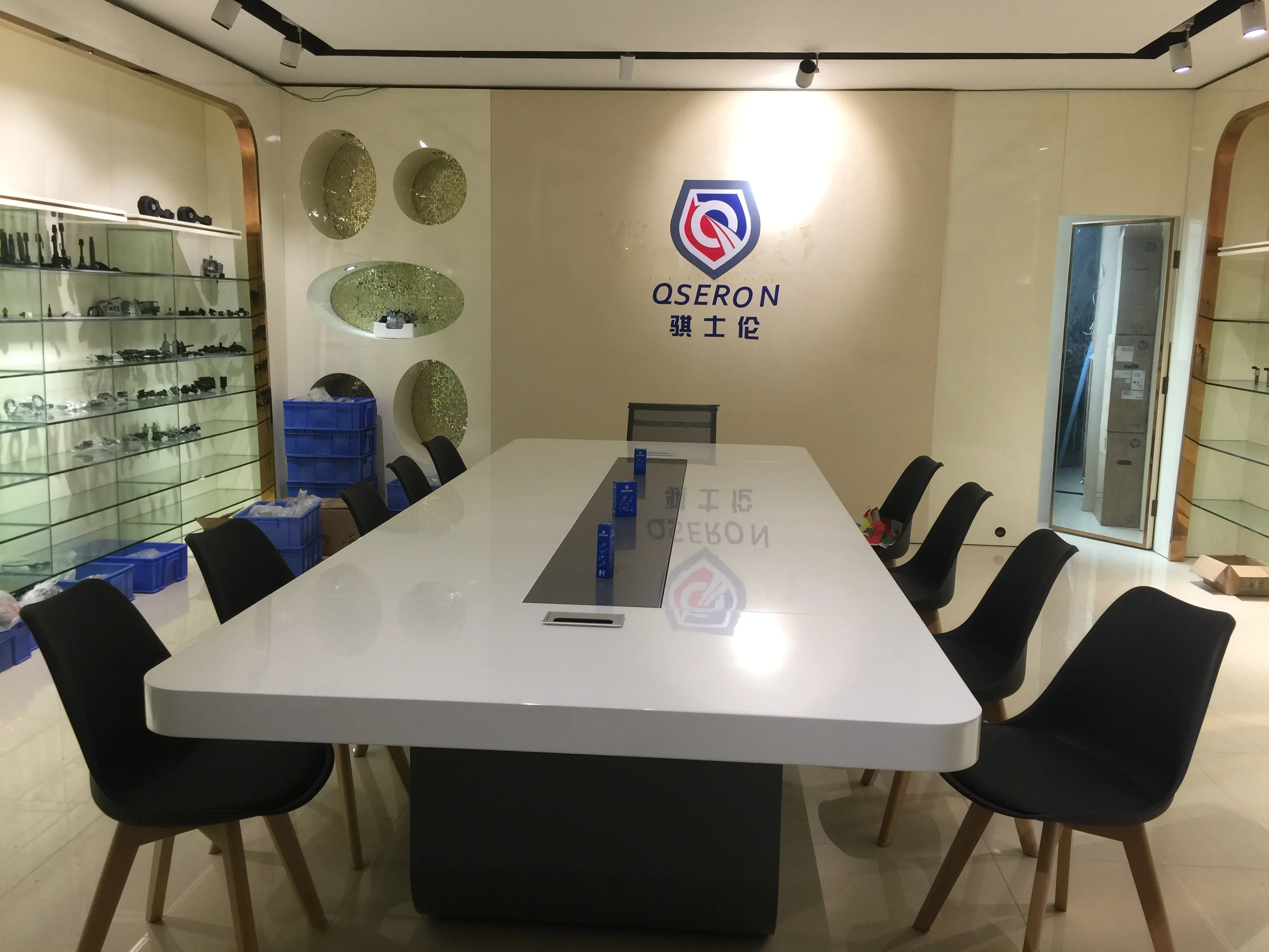 Guangzhou Chi Meng Auto Parts Trading Co., Ltd. 1