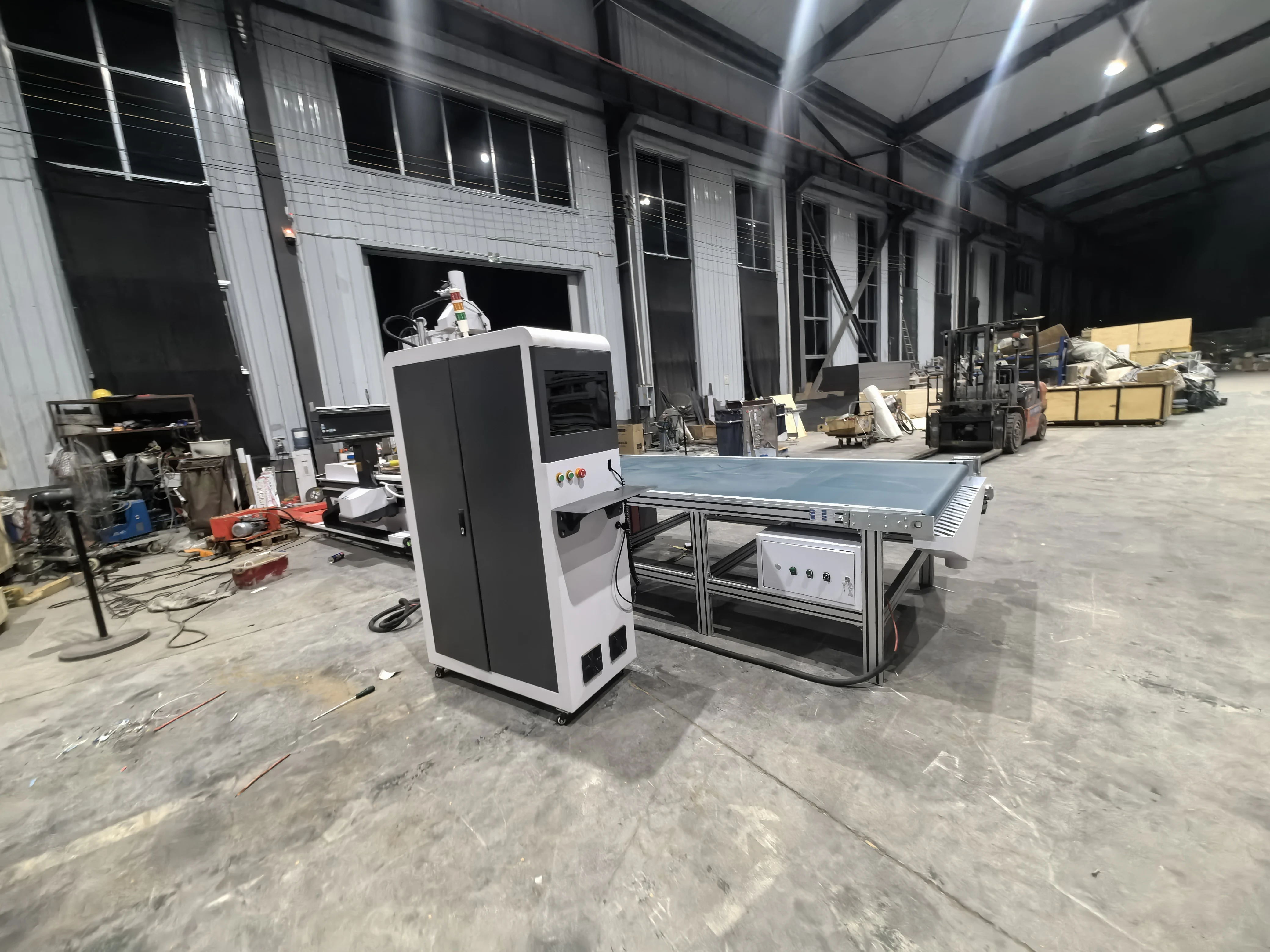 High Quality Automatic Loading Unloading CNC Router Machine ATC Wood ...