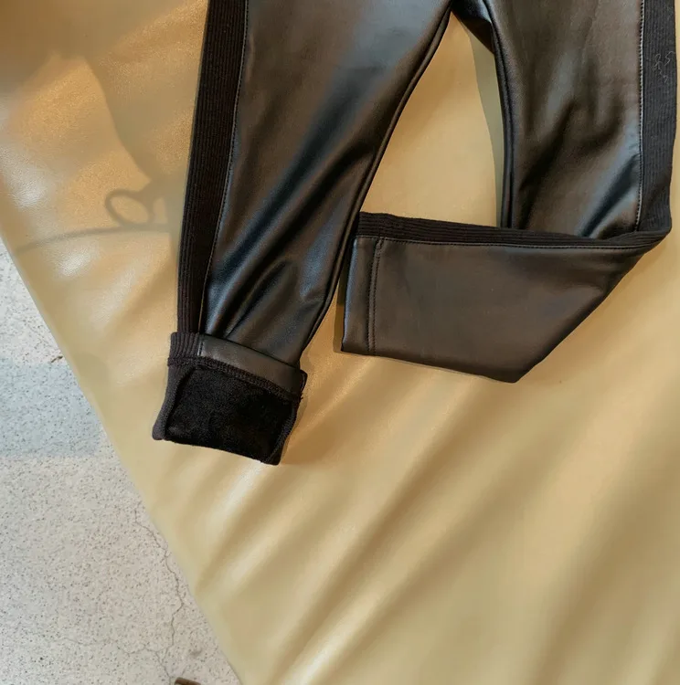 Q31122 Toddler winter Warm Fleece Lined solid Leather Pants trousers Girls Faux Leather Leggings Tights