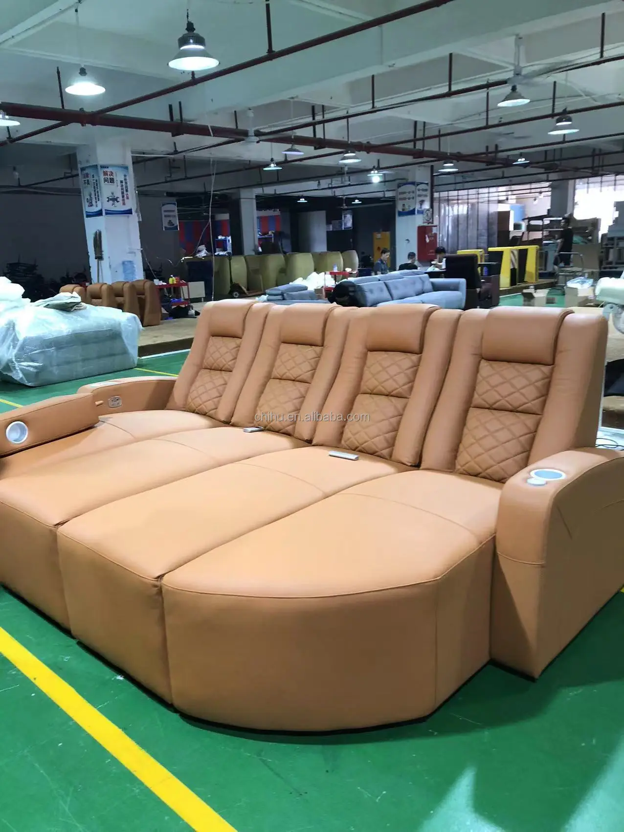 Manufacturer New Modern Genuine Leather Sofa Bed Power Recliner Sofa