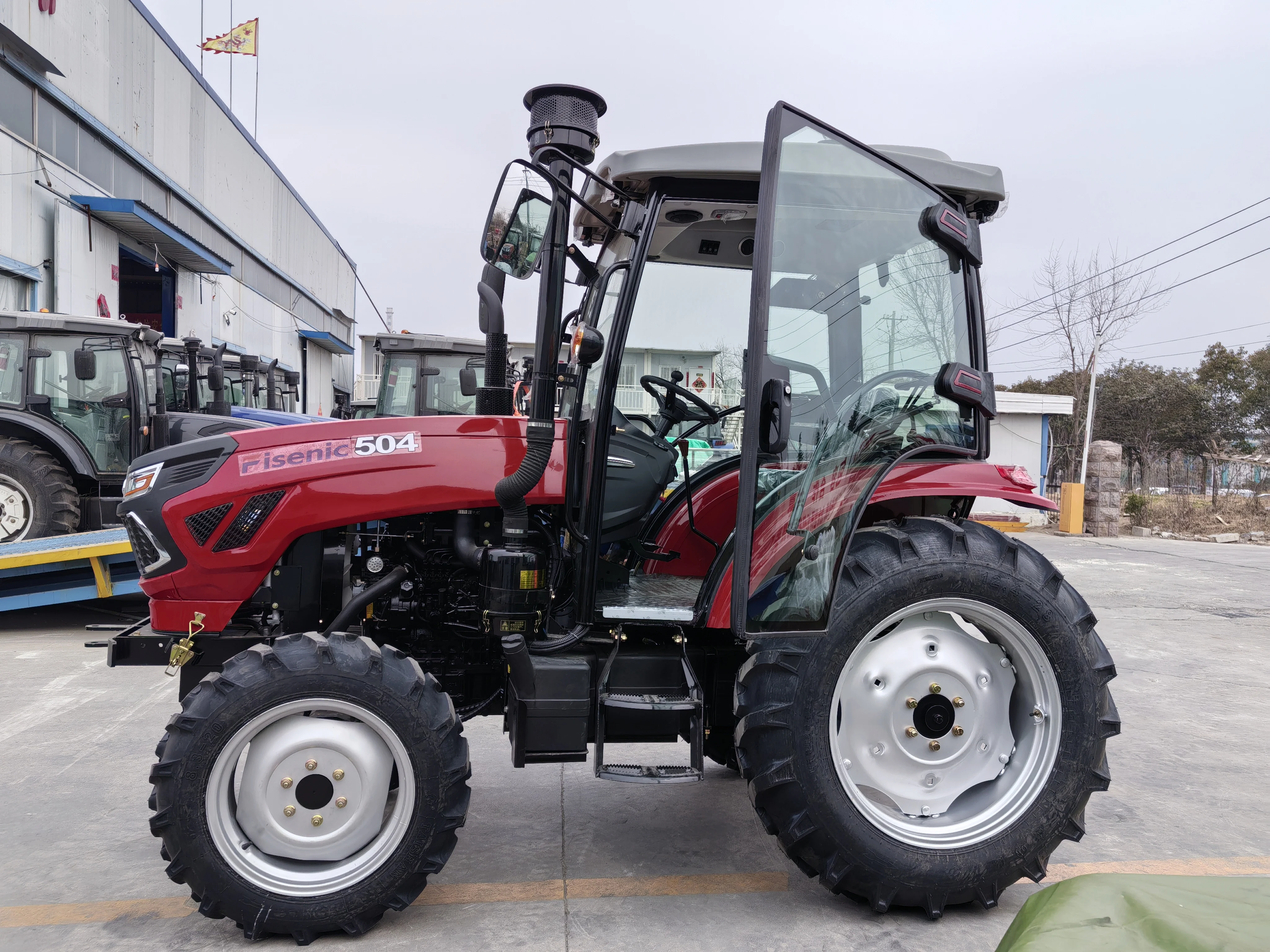 Foton 554 Model 4x4WD Multifunctional Tractor New Condition 50hp Diesel Engine 80hp Rated Power Red Cabin with Iseki Gearbox