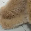 สีกากี