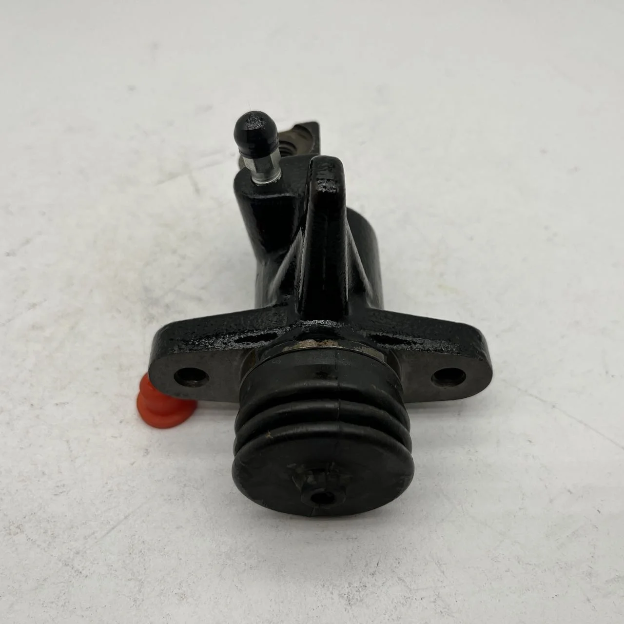 ISUZU Clutch Slave Cylinders - Reliable OEM Replacements