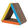 Tabla rascadora triangular para gatos