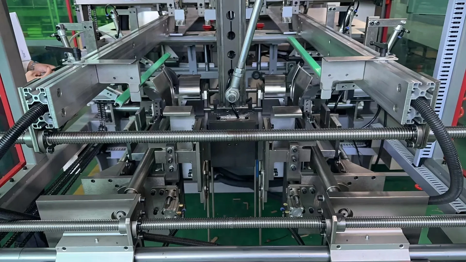 Automatic Banana Box Folding Gluing Machine Maker Fruits Corrugated Carton Paper Box Making Machine