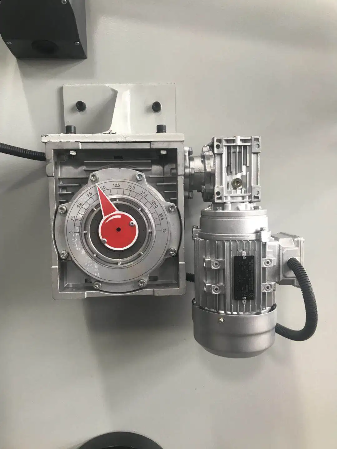 Qc11y-10 * 3200 гидравлический станок с ЧПУ для резки пластин