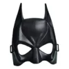 Medio Batman cara