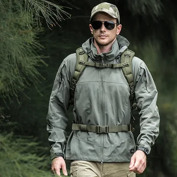 Outdoor Lightweight Windbreaker Waterproof Camping Climbing Softshell Coat Anti-Wind Tactical Jackets for Men