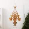 Árbol de Navidad de pétalos dorados