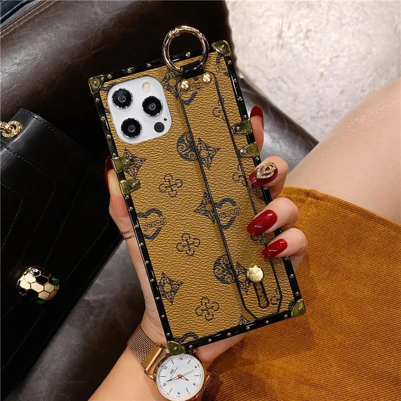 What is Luxury Designer Brand Phone Cases with Logo Girl Square Fur Mobile Cover  Case Leather with Strap Cases for iPhone