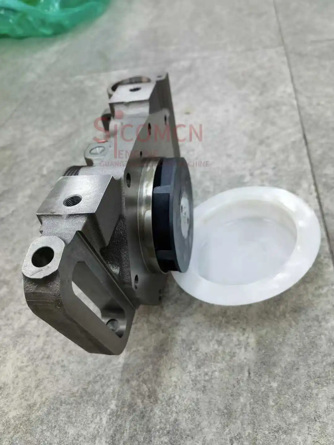 NT855 NTA855 Water Pump Assembly 3045943 - Cummins Spare Parts