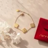 Bracciale