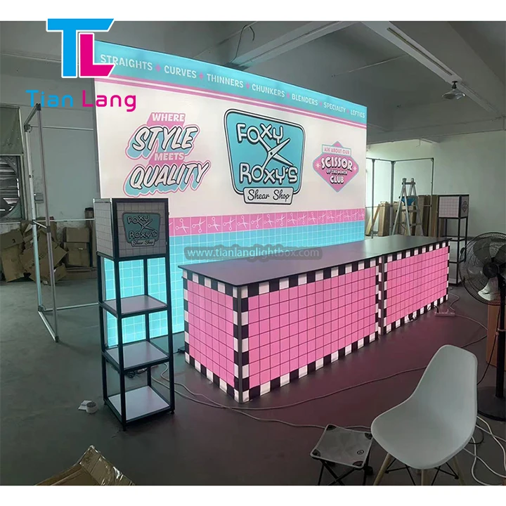 מוכר חזק עיצוב חדש מסגרת חסרת אלומיניום תעמולה תצוגת שולחן עם תאורה LED מהירה להתקנה למוצגים מודרניים