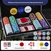 Ensemble de 200 pièces de pastilles numérotées en argile, présentées dans un étui en aluminium.