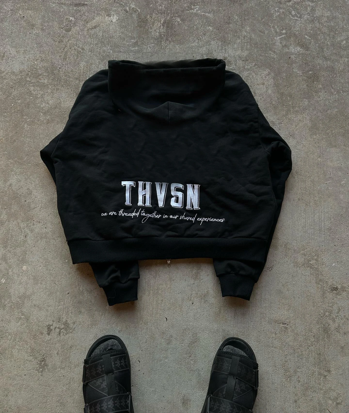 Wholesale Custom Double Zipper Embroidered Logo Men'S Hoodie Sweatshirt Heavyweight Streetwear Cotton Riveted Zip up Hoodie Men gallery 3