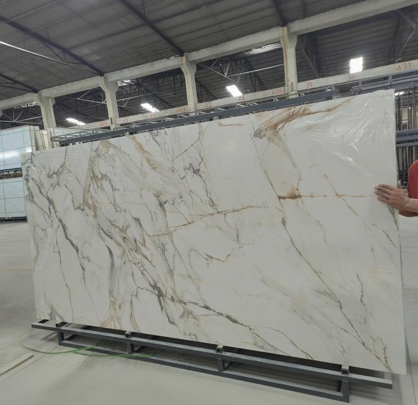 Wholesale Big Slab Calacatta Gold Sintered Stone Indoor Wall Bathroom Floor White Porcelain Tile