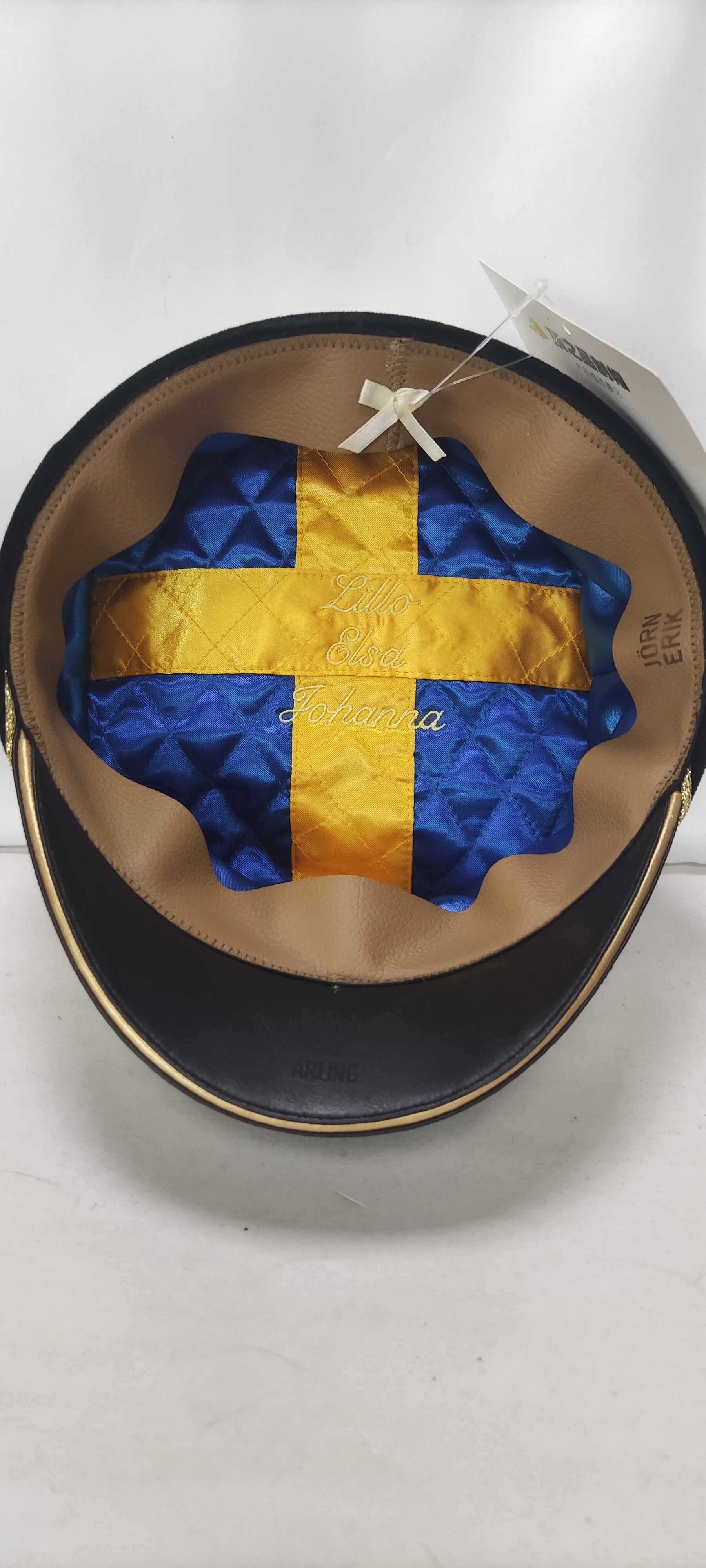 Custom Swedish Graduation Hat With Embroidered Names