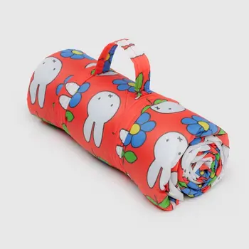 New Innovations Wholesale Washable Quilted Waterproof Picnic Blanket Recycled Quality Picnic Mat Waterproof Picnic Mat