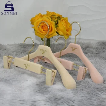 Top End Custom Color Durable Plastic Flocked Baby Hangers for Clothes