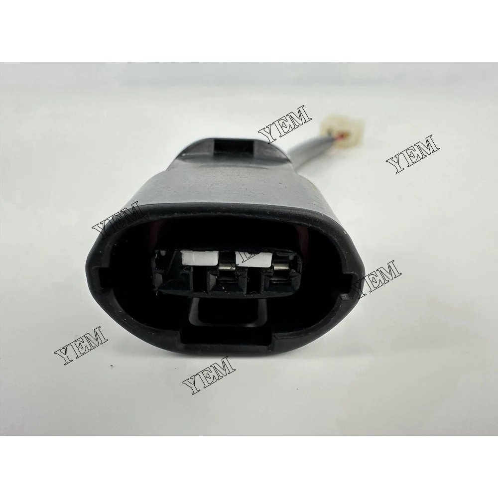 For Kubota Engine D1105 Alternator Plug 1G825-64012 Part Advantage Supply 2