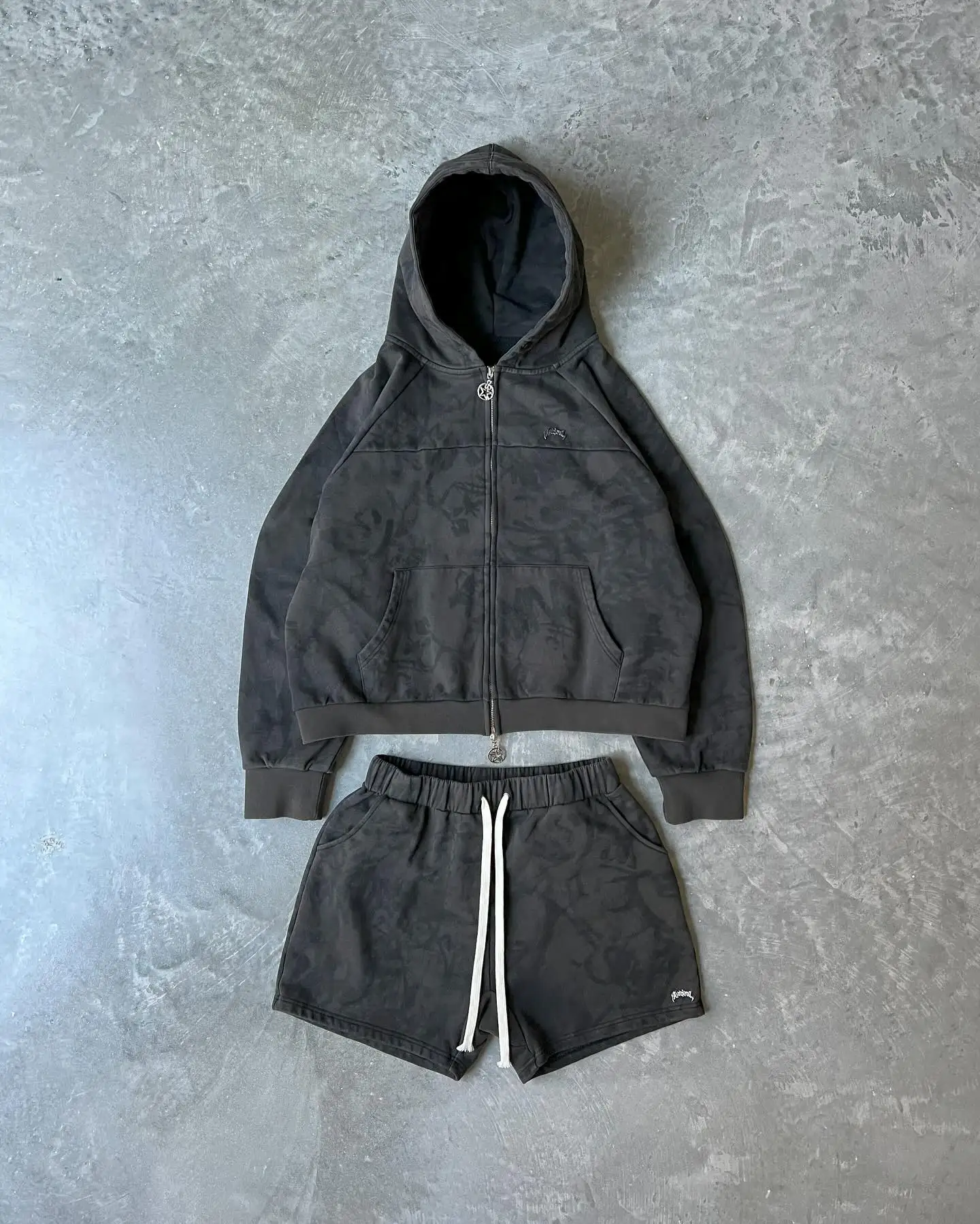 Custom Two Piece Cotton Unisex Sweatsuit Jogger Set Gradient Faded Acid Wash Oversized Tracksuits Hoodie and Shorts Sets for Men gallery 7