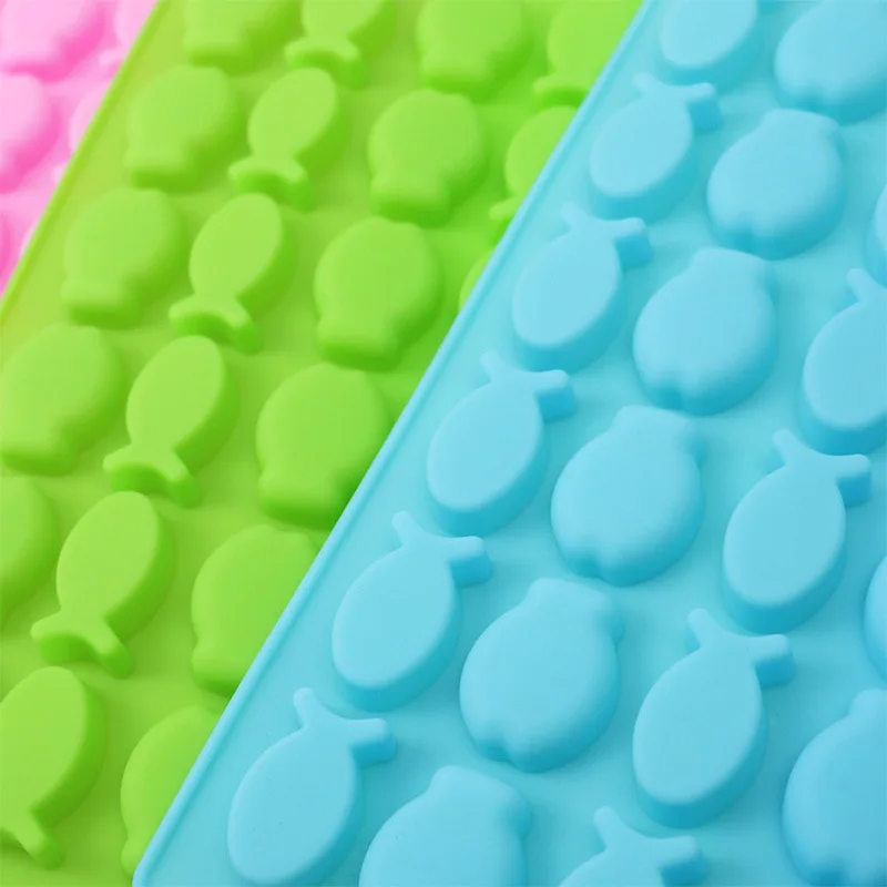 New Arrival  BPA Free Lovely Design  36 Cavities Mini  Fish Shaped  Silicone Gummy Candy Molds