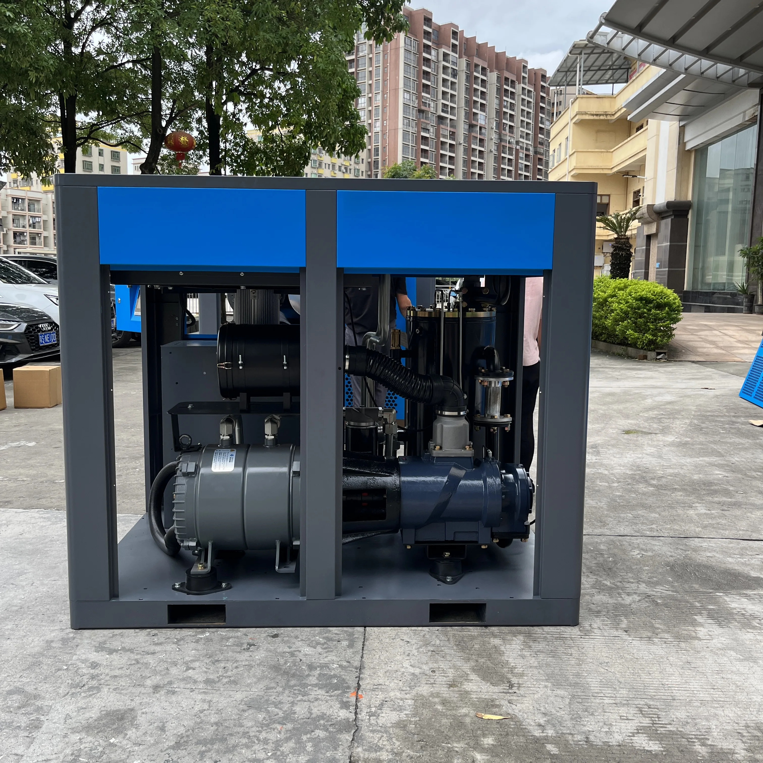 Made in China IP65 Oil Cooling 55KW 75HP 380V/50HZ 415V/50HZ PM VSD Screw air Compressor for Textile Cement Industry