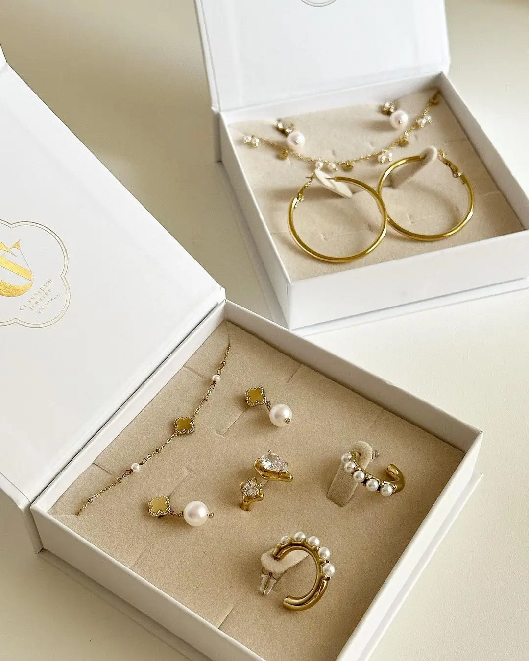 A1 Luxury OEM Ring Necklace Gift Packaging Box Magnetic Pearl Jewelry Boxes Paper Cardboard Velvet Custom Size Shape Wood Lining details