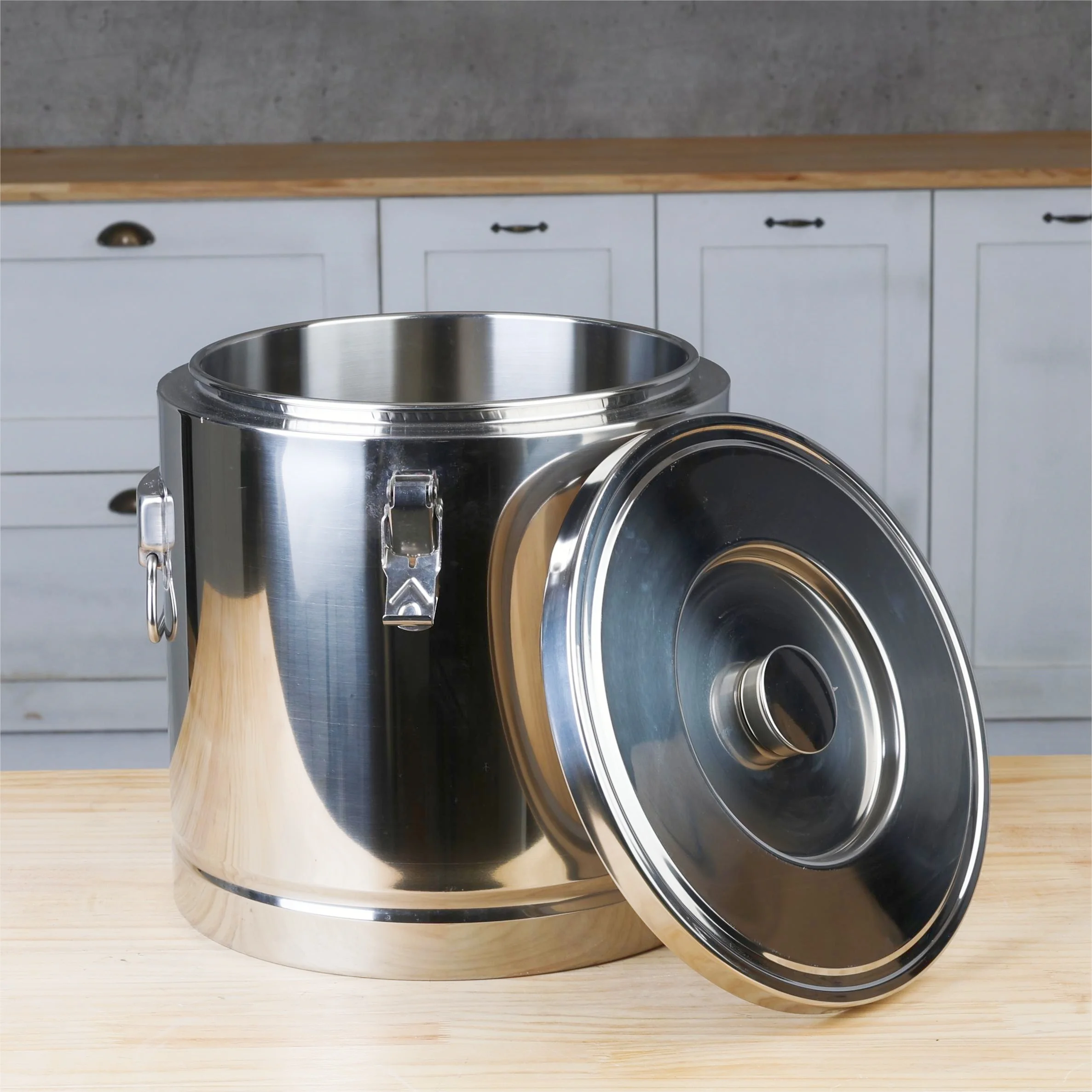 Large Capacity Stainless Steel Heat Insulation Barrel Big Pots for Cooking Double Wall Food Container Foam Ice Bucket_0