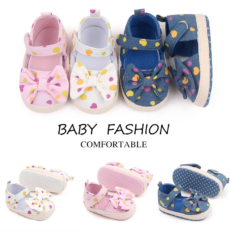Hot Selling Dot Design Soft Sole Baby Newborn Girl Shoes 2023 factory