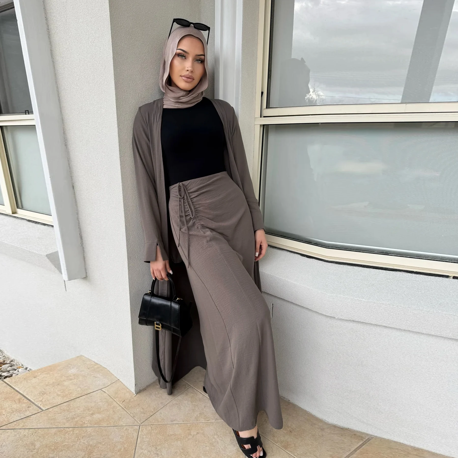summer casual islamic dressing style Cool & Modest: Linen Muslim Summer Outfits Minnaba