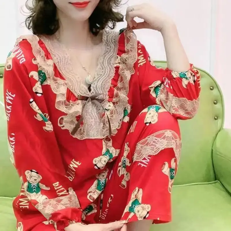 Autumn Winter Pajamas Women Golden Velvet Set Loose Loungewear Fashionable Sexy Lace Collared Large Korean Homewear Custom Logo