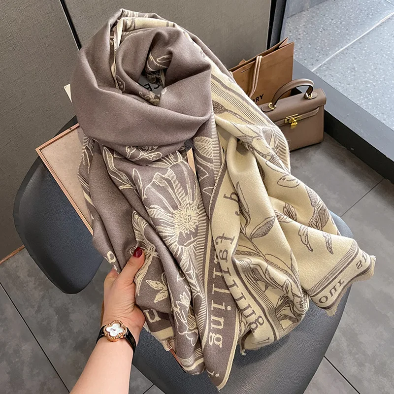 Wholesale 2023 Newest Custom Flowers Pattern Female Outerwear Scarves Winter Cashmere Scarf for Women Pashmina Blanket Shawls