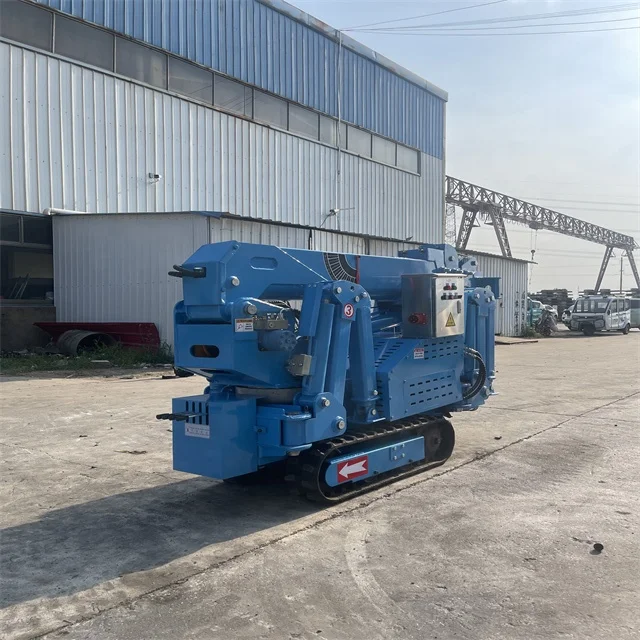 Light and Small Spider Crane with Remote Control Operation, Telescopic Boom Lifting, Lightweight and Widely Applicable