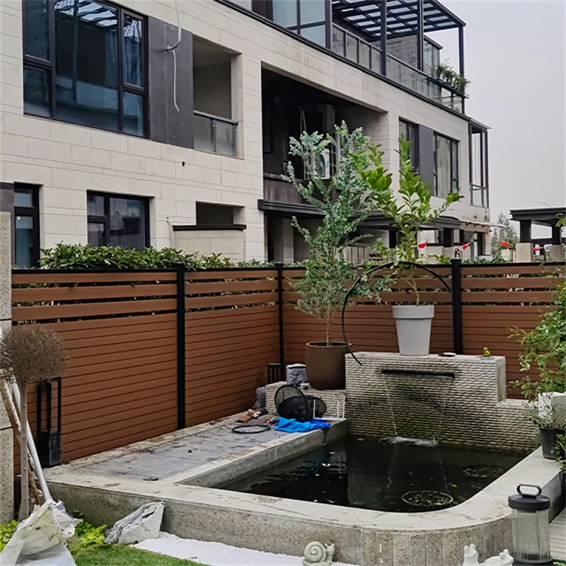 Artificial Vertical Garden Wpc Fence Composite Garden Semi Fence Panel High Quality Wpc Privacy Fence Panel Boards Aluminum Post