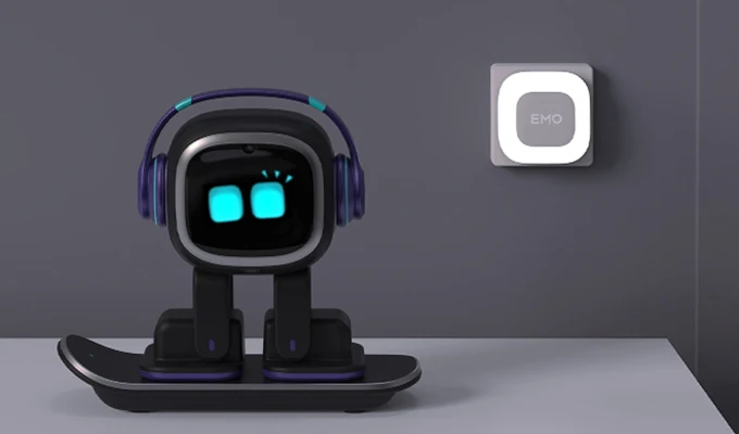 本社より購入品♡EMO ロボット♡ EMO Desktop Petが届きました | HYPER MODE