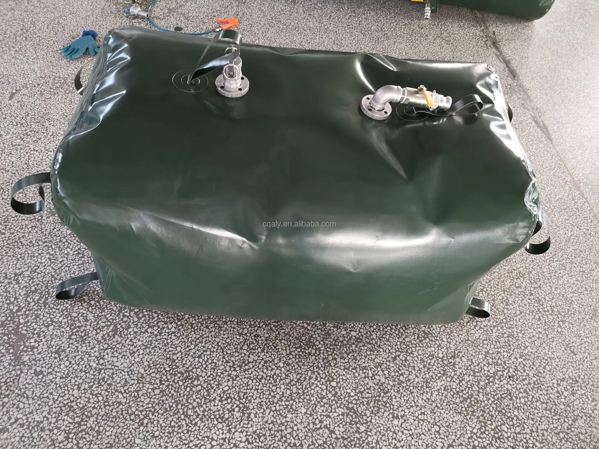 China Manufacturer Flexible Fuel Bladder Custom Fuel Tanks For Dinghies ...