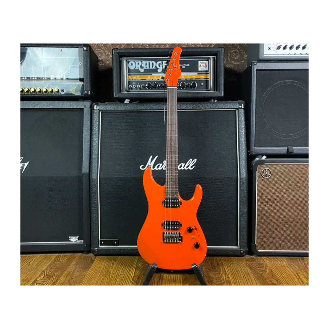 Akamai Crush-1 Electric Guitar for Beginners & Students - 37.5